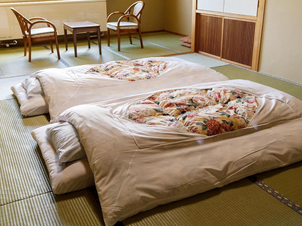Hotel Iwasuge Yamanouchi  Esterno foto